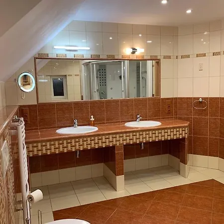 For 20 People With Jacuzzi And Large Pool Villa
