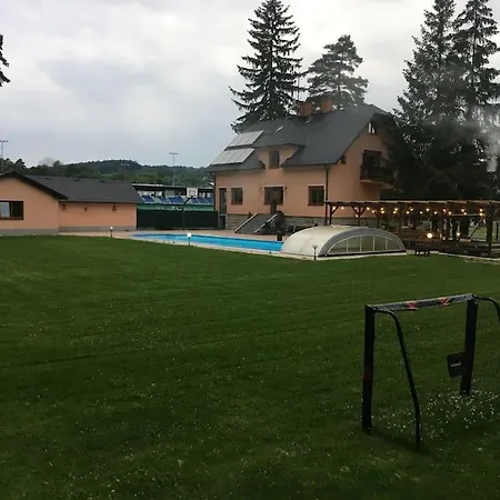 Willa For 20 People With Jacuzzi And Large Pool