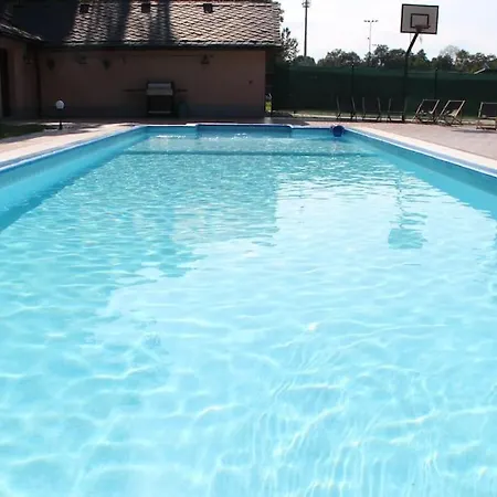 For 20 People With Jacuzzi And Large Pool Villa Mikulovice (Jesenik)