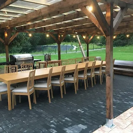 Villa For 20 People With Jacuzzi And Large Pool Mikulovice (Jesenik)